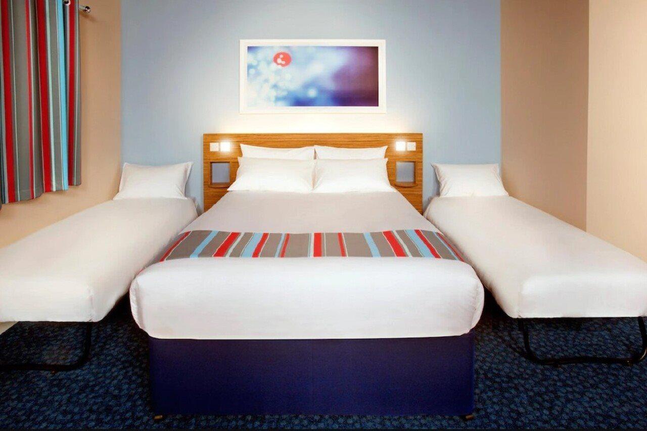 Travelodge Birmingham Yardley Экстерьер фото