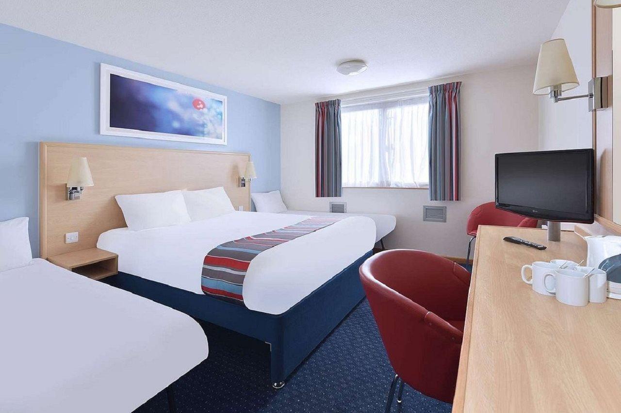 Travelodge Birmingham Yardley Экстерьер фото